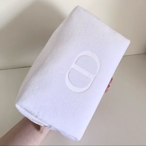 NEW Dior furry zippy pouch